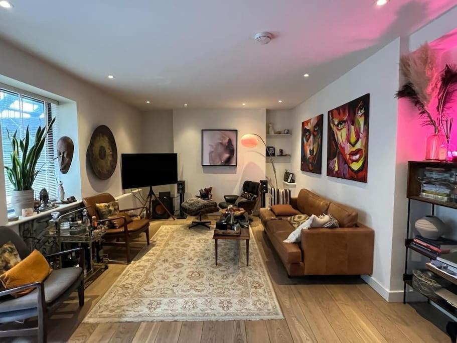 Cozy 1 Bedroom Flat In Soho Appartamento