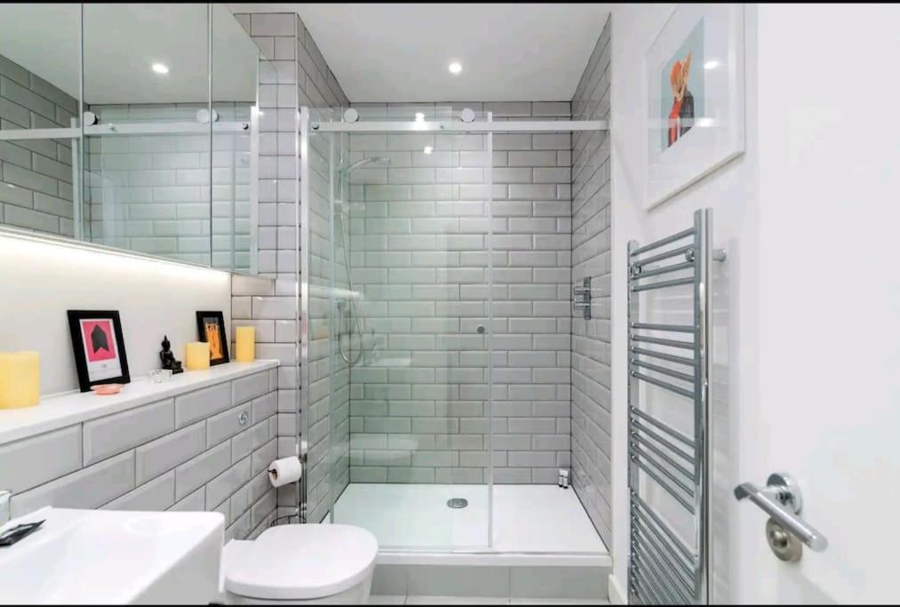 Cozy 1 Bedroom Flat In Soho Appartamento